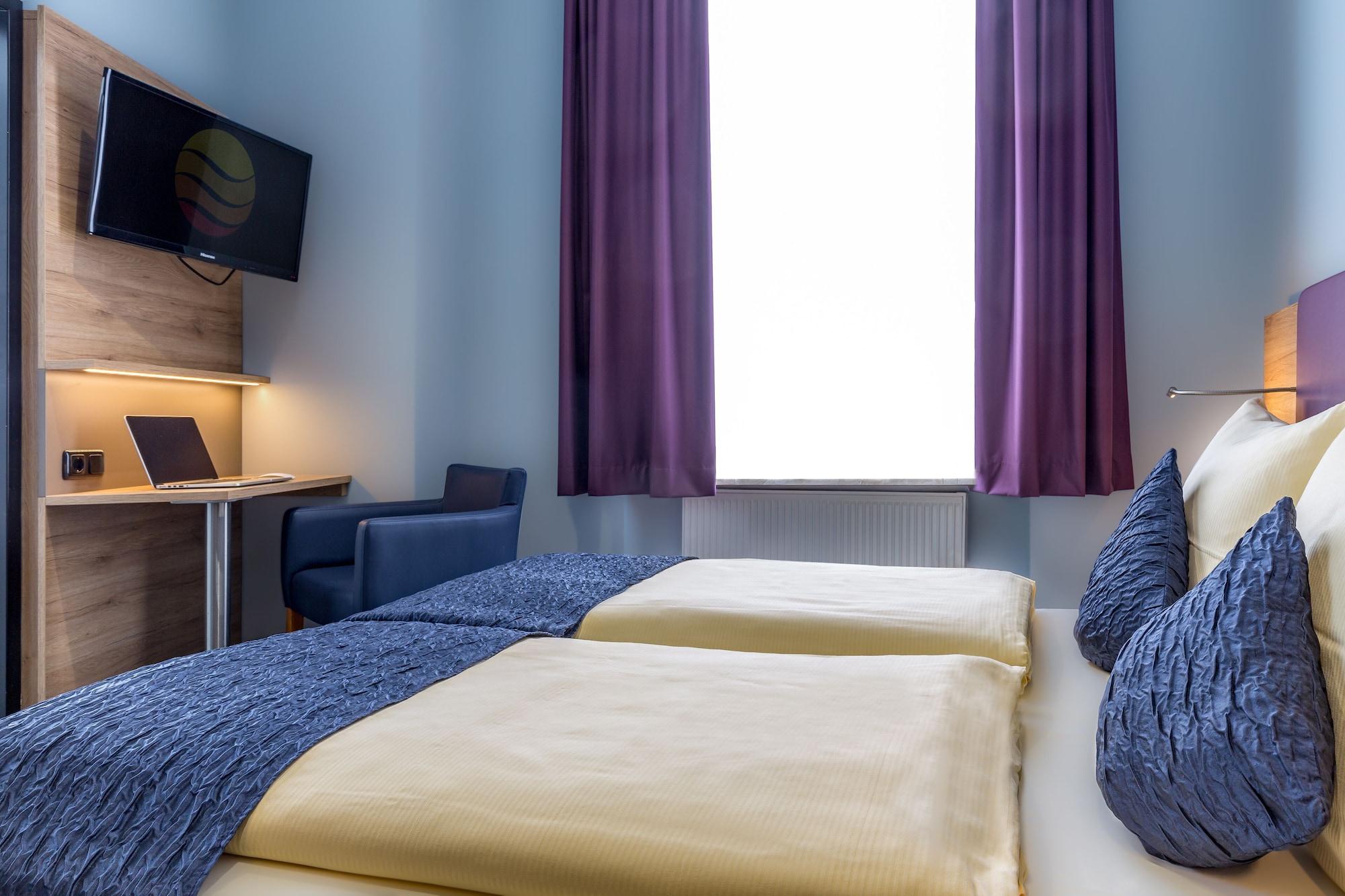 Comfort Hotel Frankfurt Central Station Francoforte sul Meno Esterno foto