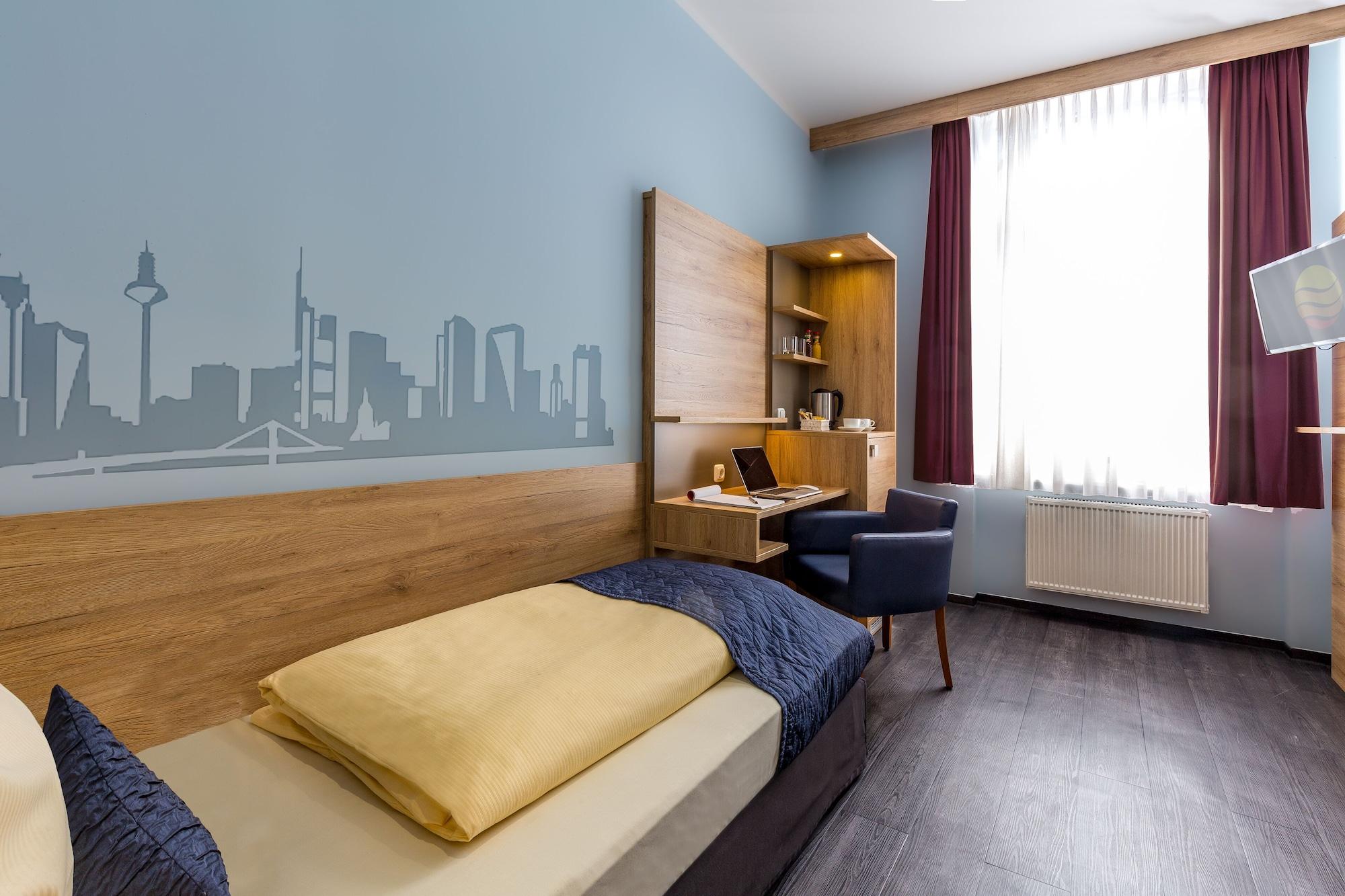 Comfort Hotel Frankfurt Central Station Francoforte sul Meno Esterno foto