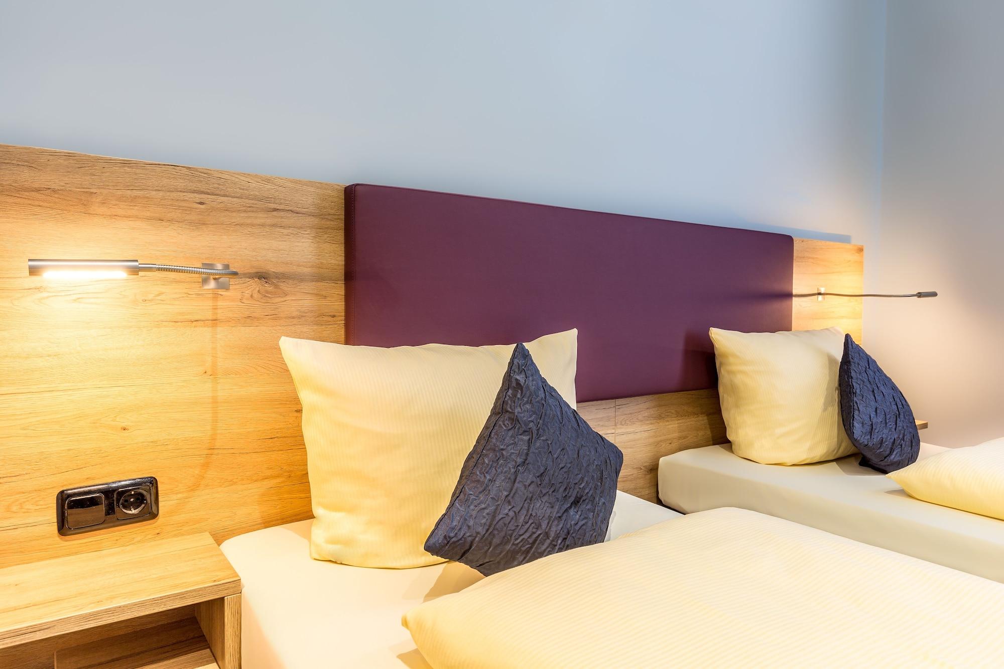 Comfort Hotel Frankfurt Central Station Francoforte sul Meno Esterno foto