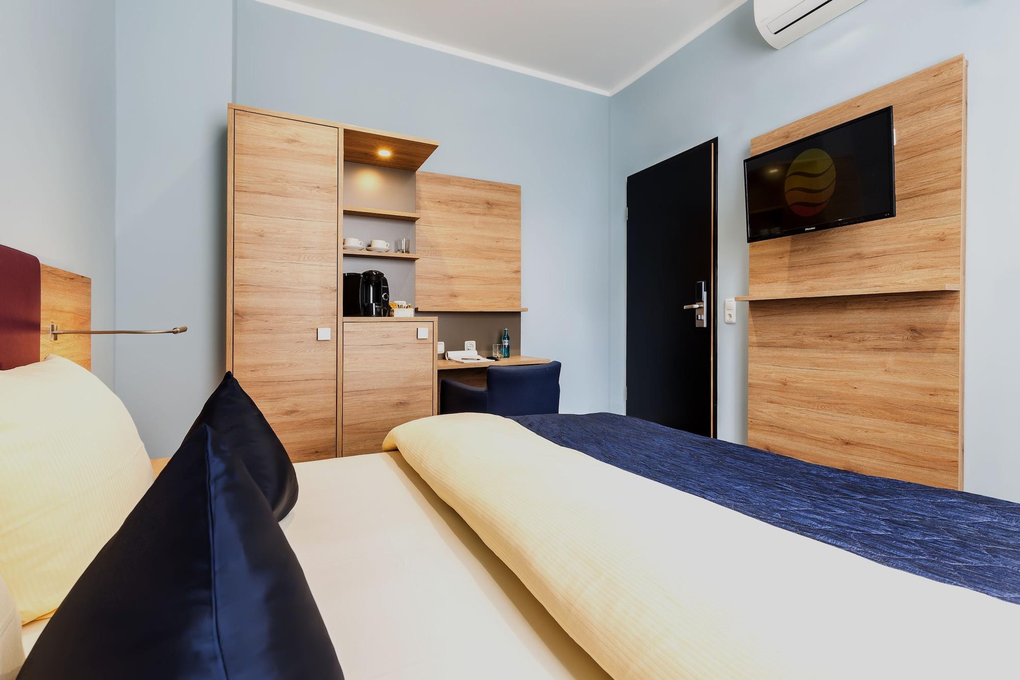 Comfort Hotel Frankfurt Central Station Francoforte sul Meno Esterno foto