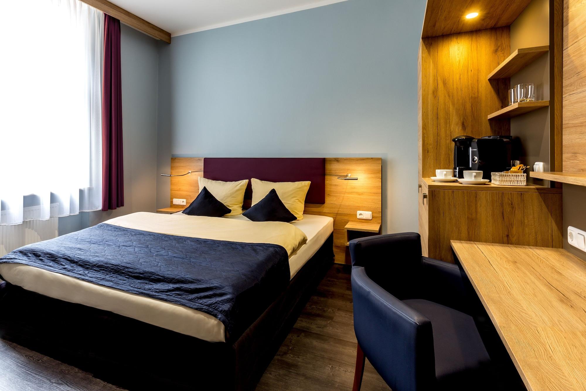 Comfort Hotel Frankfurt Central Station Francoforte sul Meno Esterno foto