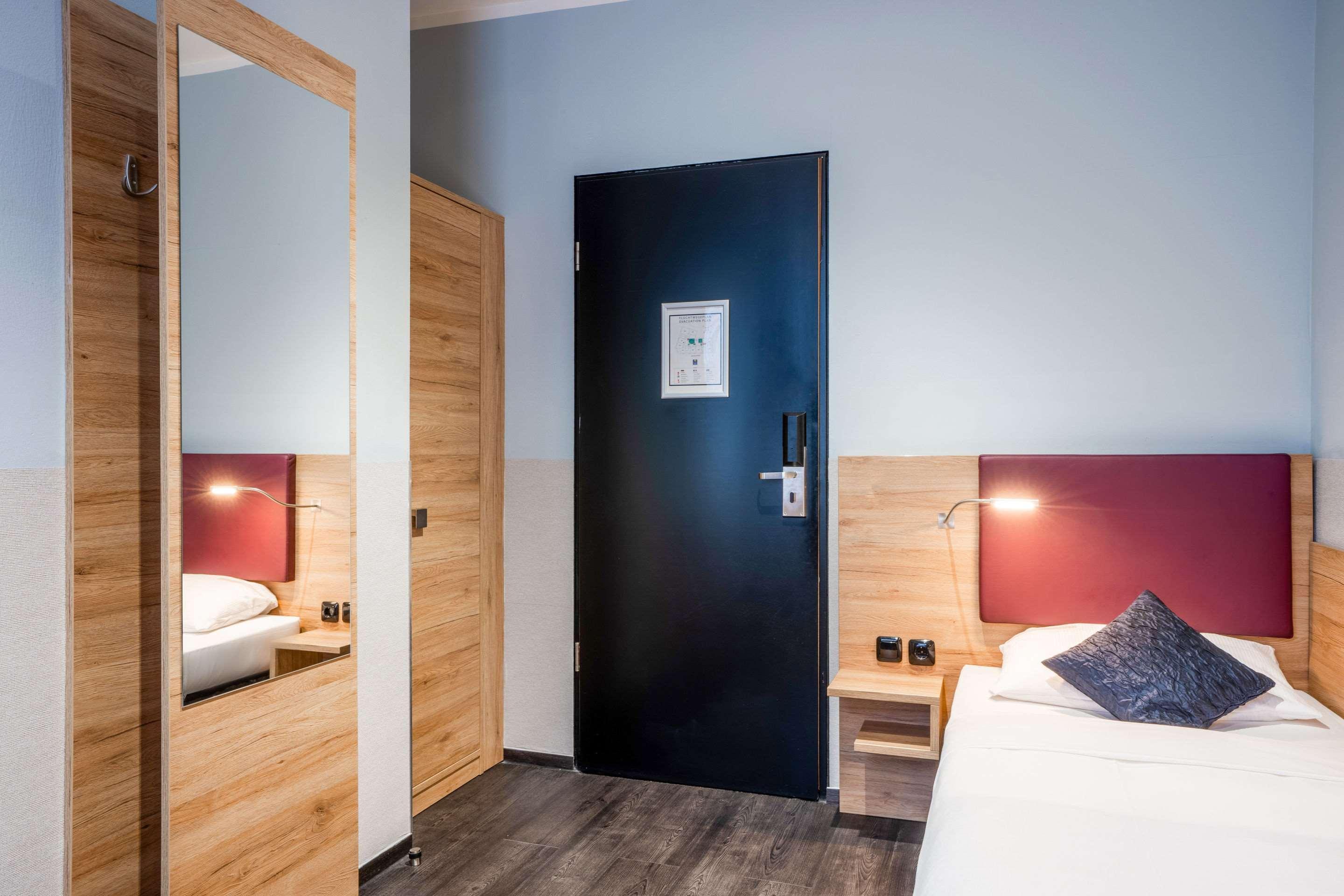 Comfort Hotel Frankfurt Central Station Francoforte sul Meno Esterno foto