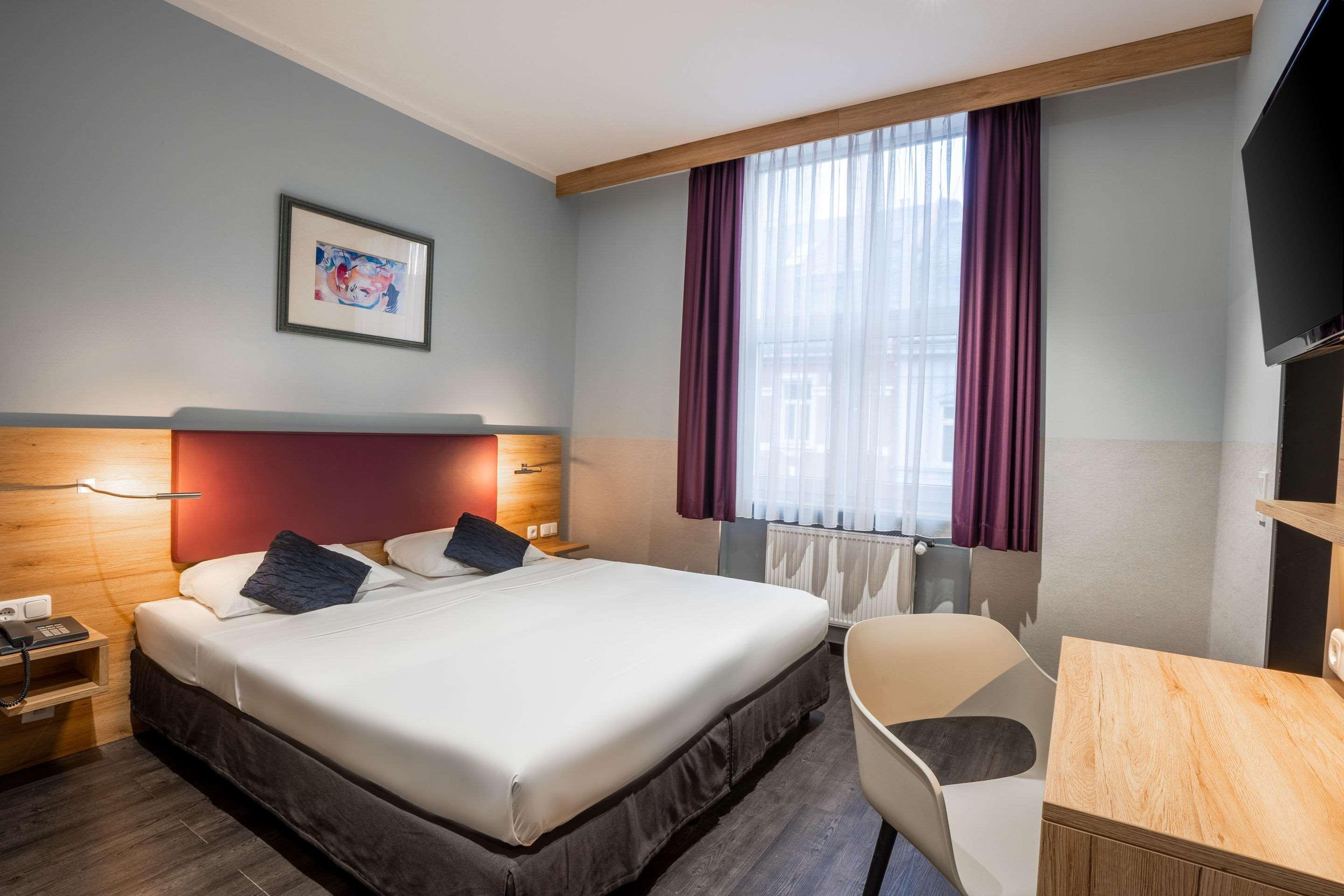Comfort Hotel Frankfurt Central Station Francoforte sul Meno Esterno foto