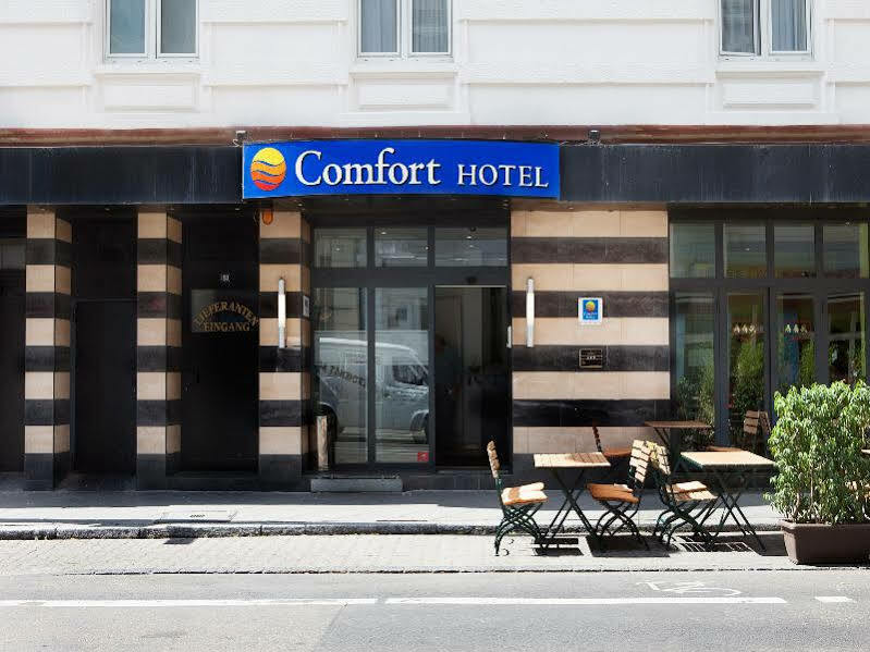 Comfort Hotel Frankfurt Central Station Francoforte sul Meno Esterno foto